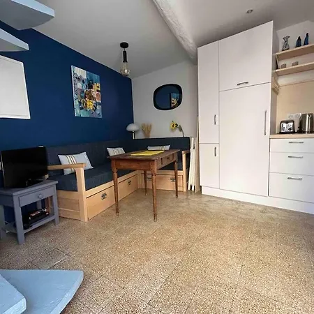 Maison De Village, Centre Historique Feriehus *